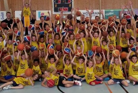 U8 mixed